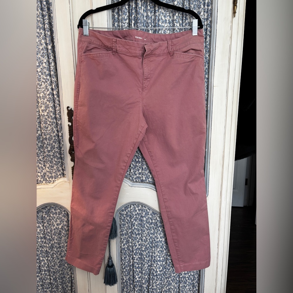 Old Navy Dusty Rose Chino Pants